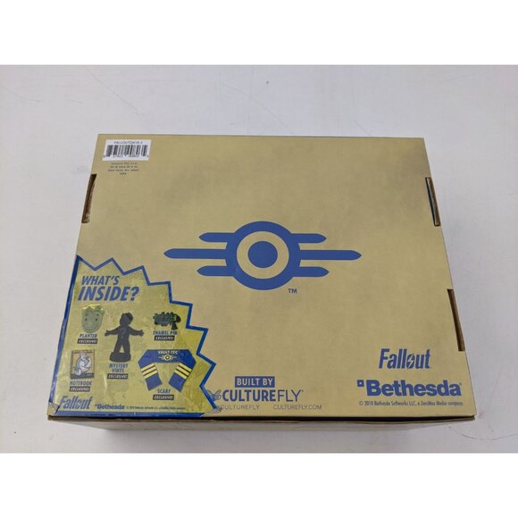Fallout Culturefly Collector's Crate 2018 Scarf Planter Glass Socks & More - Picture 16 of 16